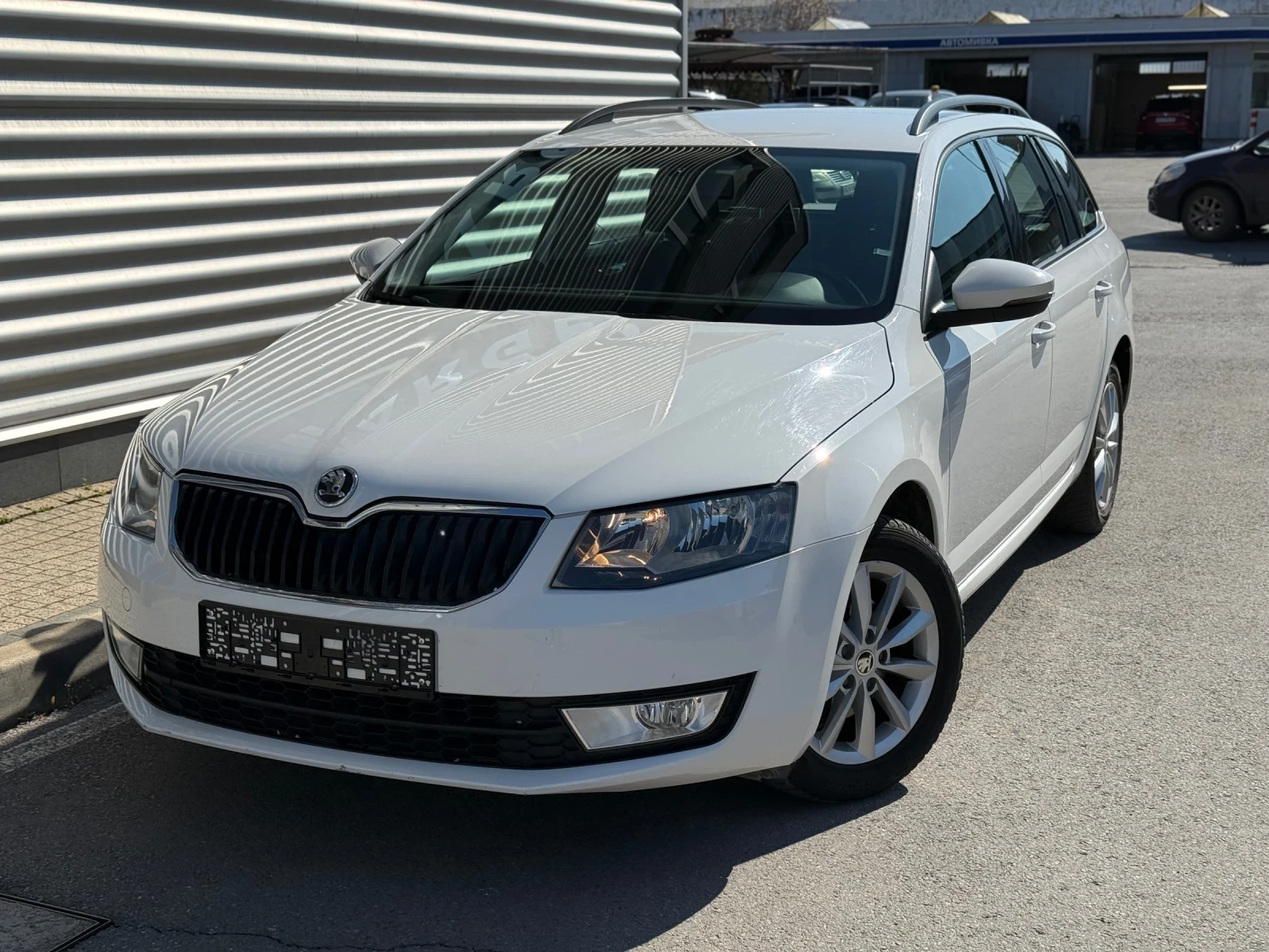 Skoda Octavia Euro5B+ AUX+ Navi+ 1, 6TDI+ 105kc | Auto.bg — изображение 1 Skoda Octavia Euro5B+ AUX+ Navi+ 1, 6TDI+ 105kc | Auto.bg — изображение 1