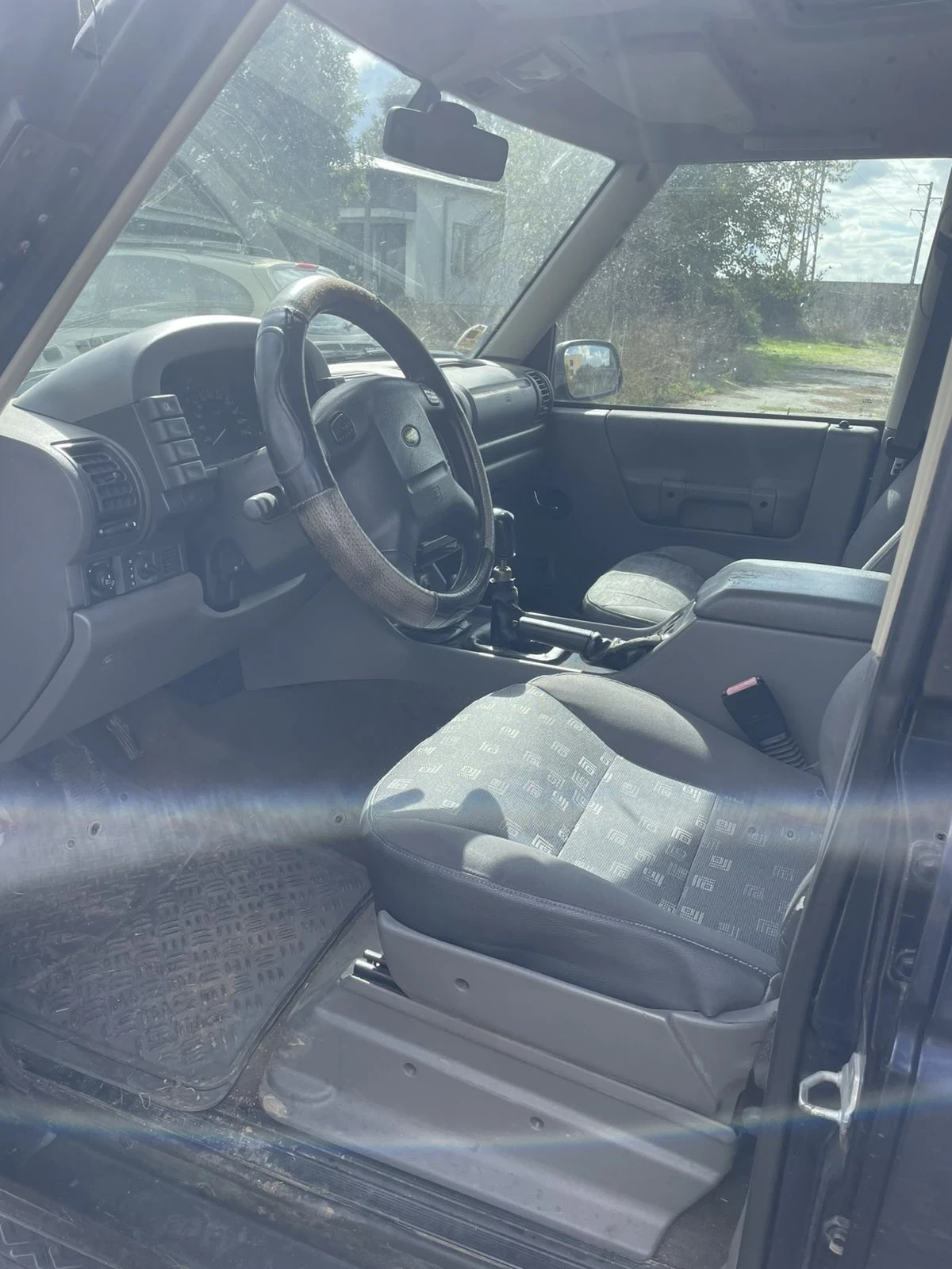 Land Rover Discovery 2.5TD БЕЗ РЪЖДА - изображение 7 | Auto.bg Land Rover Discovery 2.5TD БЕЗ РЪЖДА - изображение 7