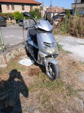 Aprilia Leonardo undefined | Auto.bg — изображение 3 Aprilia Leonardo undefined | Auto.bg — изображение 3