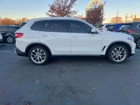 BMW X5 * xDrive40i * CARFAX * АВТОКРЕДИТ БЕЗ ПЪРВОНАЧАЛНА | Auto.bg — изображение 3 BMW X5 * xDrive40i * CARFAX * АВТОКРЕДИТ БЕЗ ПЪРВОНАЧАЛНА | Auto.bg — изображение 3