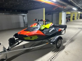 Джет Bombardier Sea Doo Spark Trixx