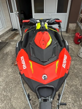 Джет Bombardier Sea Doo Spark Trixx | Auto.bg — изображение 9 Джет Bombardier Sea Doo Spark Trixx | Auto.bg — изображение 9