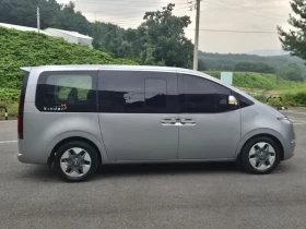 Hyundai Staria 11-Seater Modern | Auto.bg — изображение 5 Hyundai Staria 11-Seater Modern | Auto.bg — изображение 5