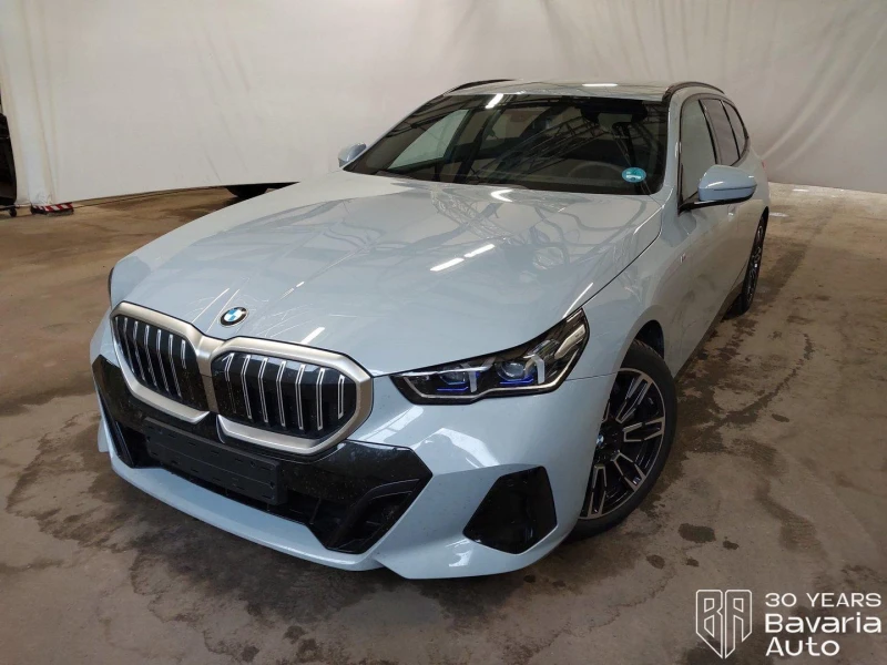 BMW 540 d xDrive Touring M Sport Paket Steptronic - 140700 лв. / 71938.77 € - 40059336 1 | Car24.bg BMW 540 d xDrive Touring M Sport Paket Steptronic - 140700 лв. / 71938.77 € - 40059336 1