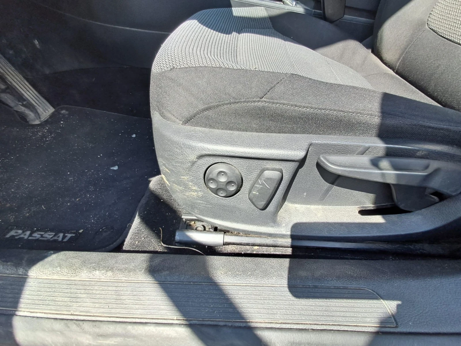 VW Passat 2.0 DSG - изображение 9 | Auto.bg VW Passat 2.0 DSG - изображение 9