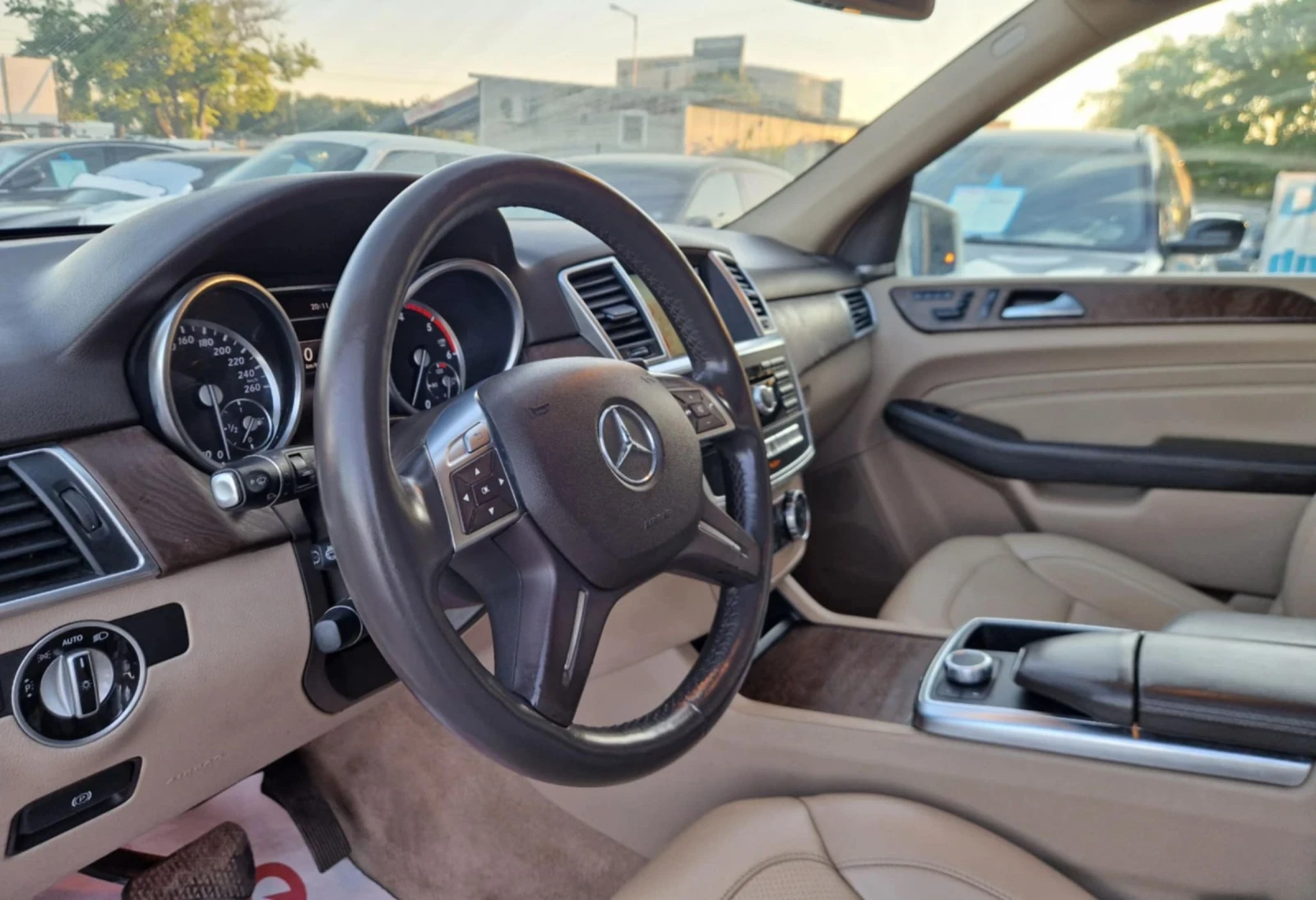 Mercedes-Benz ML 350 BLUETEC - изображение 6 | Auto.bg Mercedes-Benz ML 350 BLUETEC - изображение 6