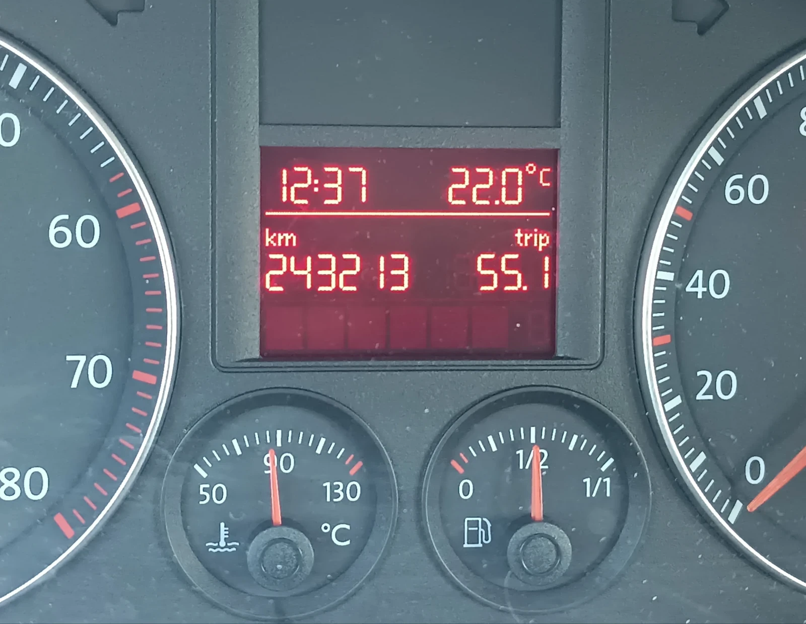 VW Golf 1, 4i, 75к.с., ЛИЗИНГ  - изображение 6 | Auto.bg VW Golf 1, 4i, 75к.с., ЛИЗИНГ  - изображение 6