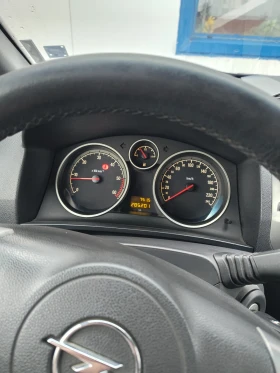 Opel Zafira Mini van  - 3950 лв. / 2019.60 € - 12392043 9 | Car24.bg Opel Zafira Mini van  - 3950 лв. / 2019.60 € - 12392043 9