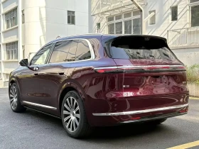 AITO 7 Extended Range Pro+ 6-Seater AWD | Auto.bg — изображение 11 AITO 7 Extended Range Pro+ 6-Seater AWD | Auto.bg — изображение 11