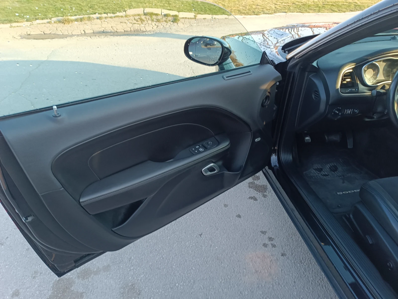 Dodge Challenger RT 5.7HEMI 8ZF - изображение 10 | Auto.bg Dodge Challenger RT 5.7HEMI 8ZF - изображение 10