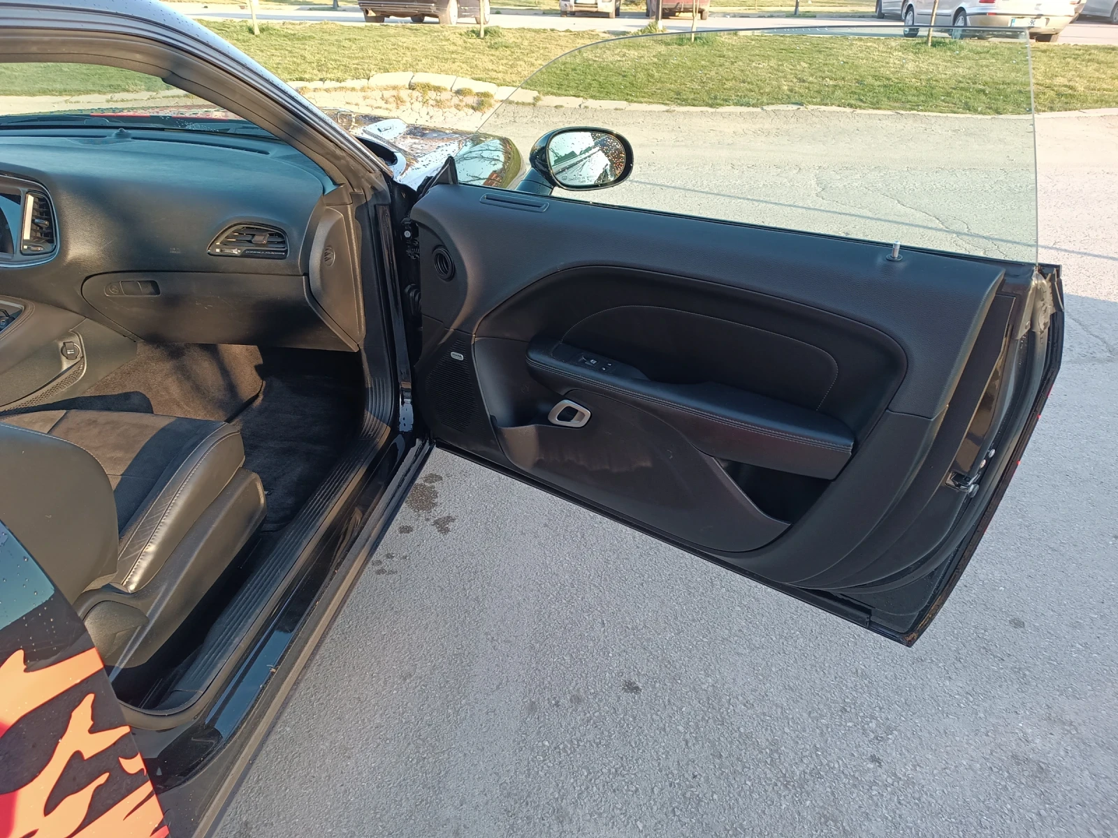 Dodge Challenger RT 5.7HEMI 8ZF - изображение 9 | Auto.bg Dodge Challenger RT 5.7HEMI 8ZF - изображение 9