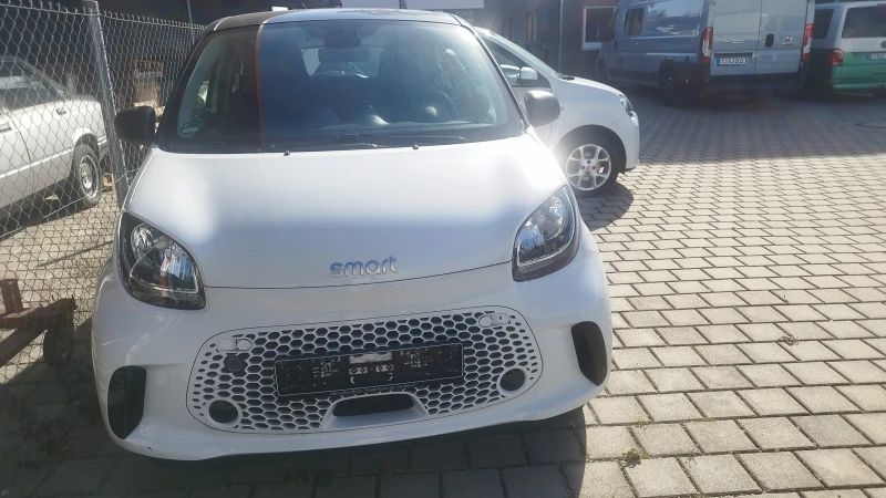 Smart Forfour - 8890 € - 67985139 1 | Car24.bg Smart Forfour - 8890 € - 67985139 1