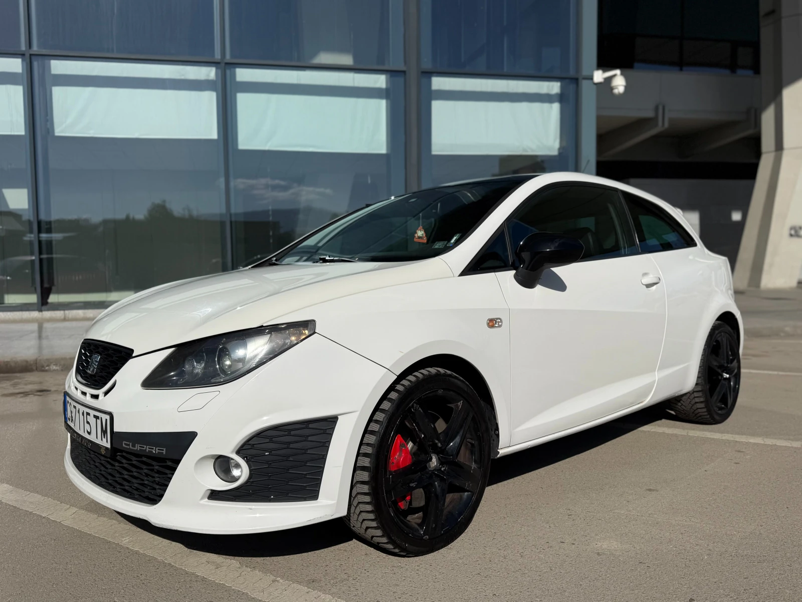 Seat Cupra 6 МЕСЕЦА ГАРАНЦИЯ/1.4i 180к.с. Кожа/Автоматик | Auto.bg — изображение 1 Seat Cupra 6 МЕСЕЦА ГАРАНЦИЯ/1.4i 180к.с. Кожа/Автоматик | Auto.bg — изображение 1