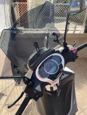 Piaggio Beverly SportTouring 350 | Auto.bg — изображение 8 Piaggio Beverly SportTouring 350 | Auto.bg — изображение 8