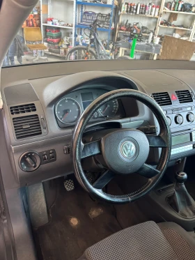 VW Touran 1.9 - 2350 € - 48172130 6 | Car24.bg VW Touran 1.9 - 2350 € - 48172130 6