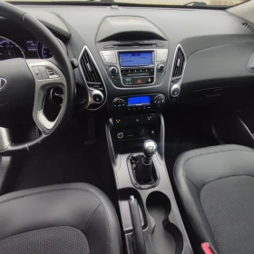 Hyundai IX35 2.0CRDI* 4Х4* PREMIUM* КОЖА * ПОДГРЕВ* ПАНОРАМА* | Auto.bg — изображение 10 Hyundai IX35 2.0CRDI* 4Х4* PREMIUM* КОЖА * ПОДГРЕВ* ПАНОРАМА* | Auto.bg — изображение 10