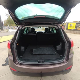 Hyundai IX35 2.0CRDI* 4Х4* PREMIUM* КОЖА * ПОДГРЕВ* ПАНОРАМА* | Auto.bg — изображение 16 Hyundai IX35 2.0CRDI* 4Х4* PREMIUM* КОЖА * ПОДГРЕВ* ПАНОРАМА* | Auto.bg — изображение 16