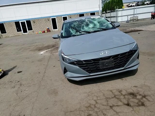 Hyundai Elantra 2.0L 4 Front-wheel Drive - 22000 лв. / 11248.42 € - 22015790 1 | Car24.bg Hyundai Elantra 2.0L 4 Front-wheel Drive - 22000 лв. / 11248.42 € - 22015790 1