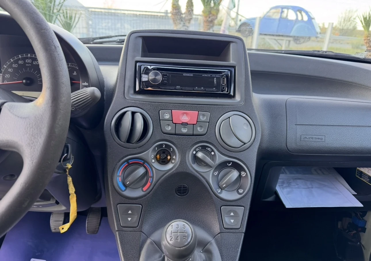 Fiat Panda 1.1i / Климатик - изображение 8 | Auto.bg Fiat Panda 1.1i / Климатик - изображение 8
