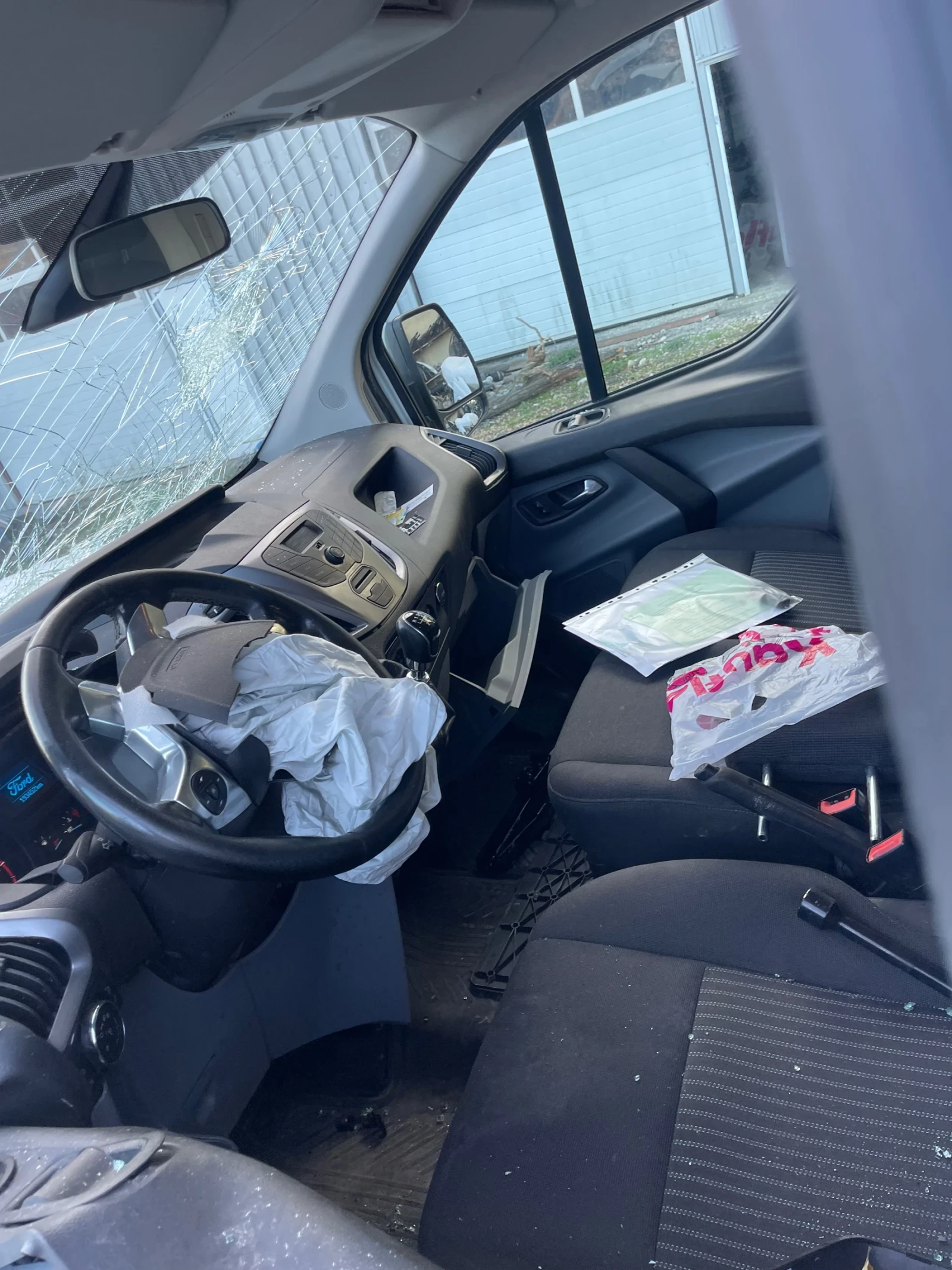 Ford Transit Custom  - изображение 3 | Auto.bg Ford Transit Custom  - изображение 3