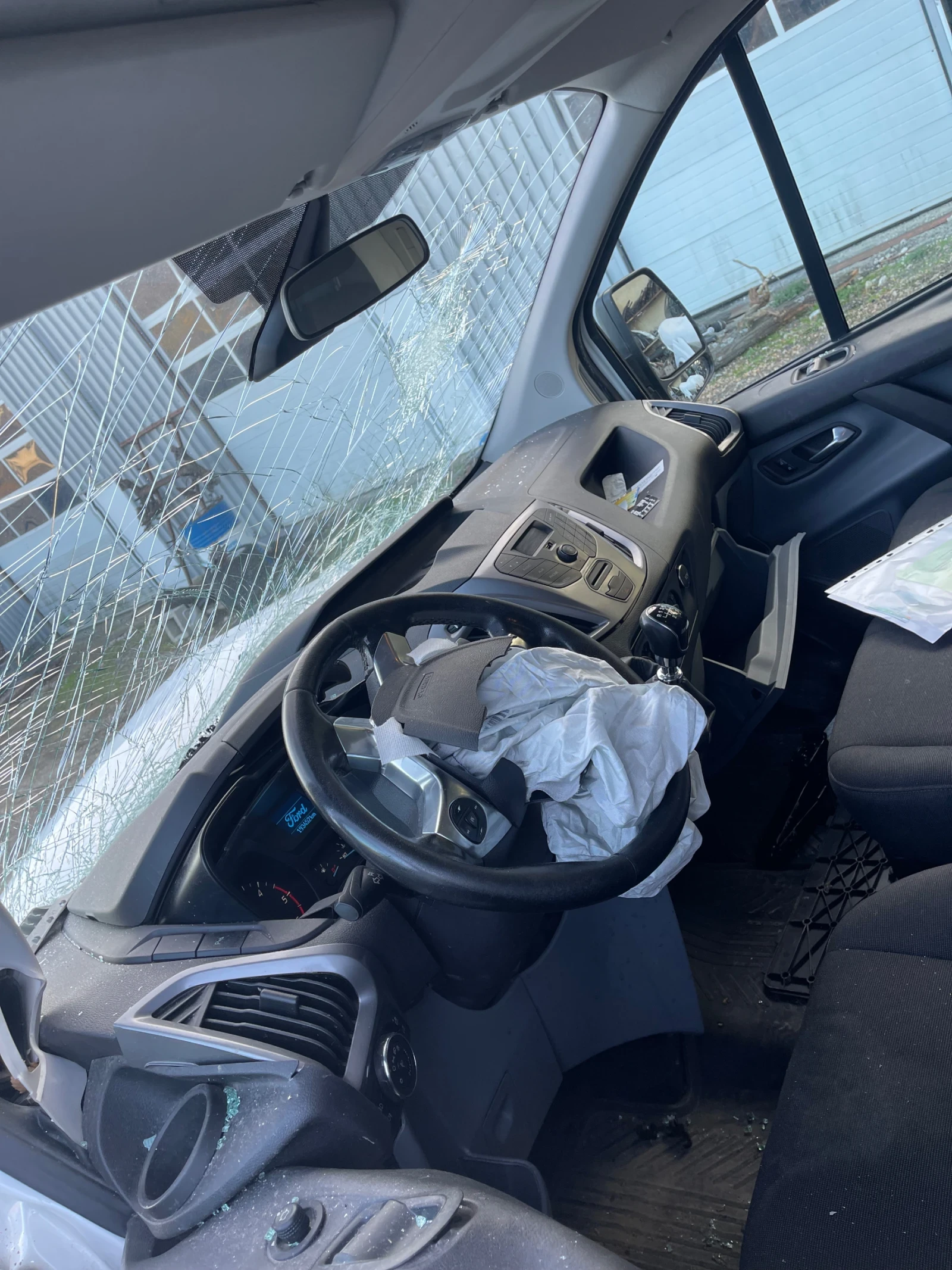 Ford Transit Custom  - изображение 4 | Auto.bg Ford Transit Custom  - изображение 4