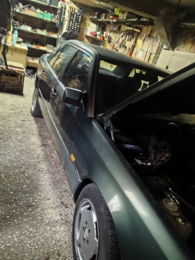 Mercedes-Benz E 200 - 1100 € / 2151.41 лв. - 42563014 4 | Car24.bg Mercedes-Benz E 200 - 1100 € / 2151.41 лв. - 42563014 4