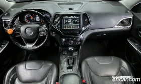 Jeep Cherokee 2.4 4x4 180к.с. * ФЕЙСЛИФТ * ПАНОРАМА * КОЖА | Auto.bg — изображение 4 Jeep Cherokee 2.4 4x4 180к.с. * ФЕЙСЛИФТ * ПАНОРАМА * КОЖА | Auto.bg — изображение 4