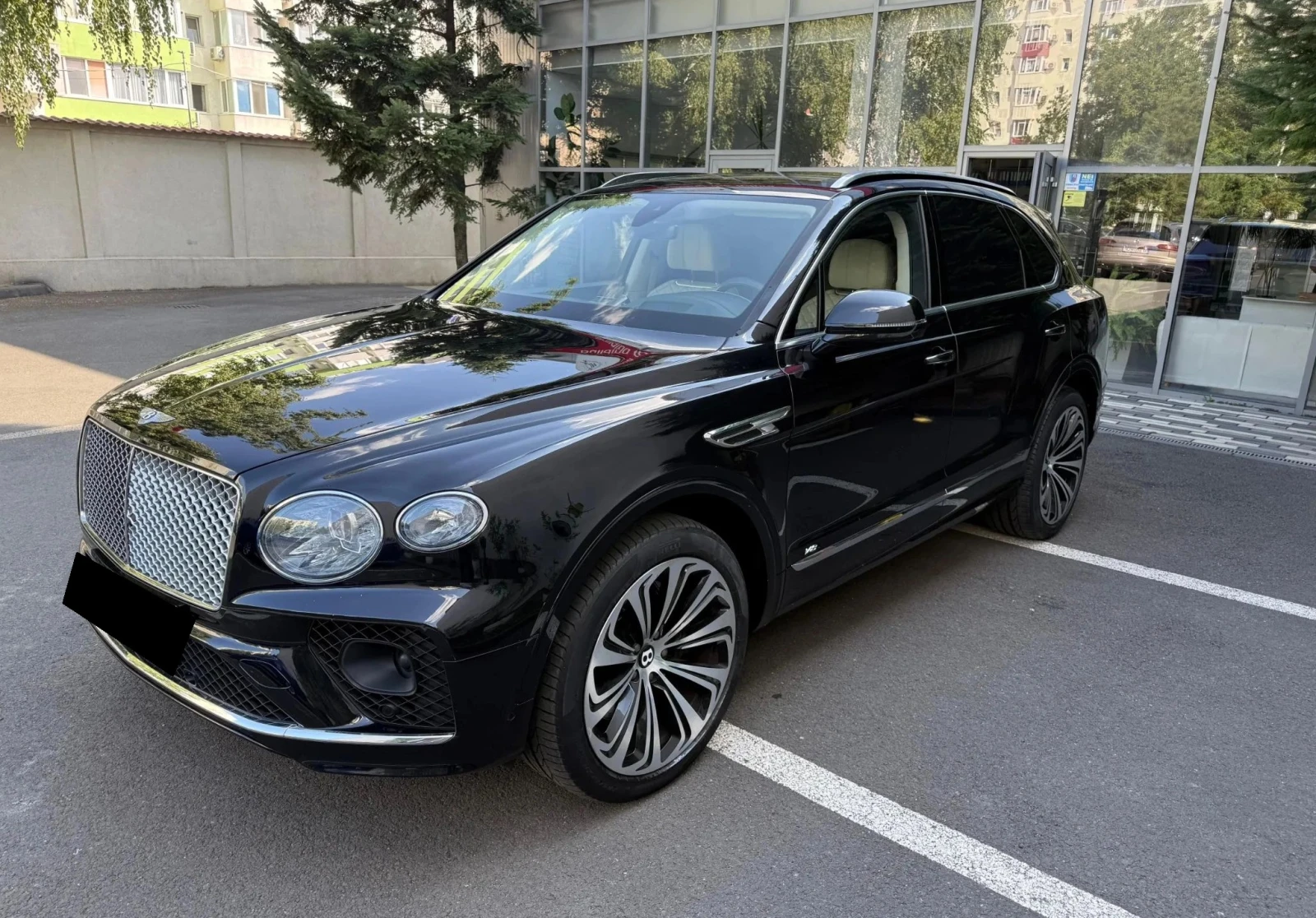 Bentley Bentayga First Edition 4.0 V8 AWD | Auto.bg — изображение 1 Bentley Bentayga First Edition 4.0 V8 AWD | Auto.bg — изображение 1