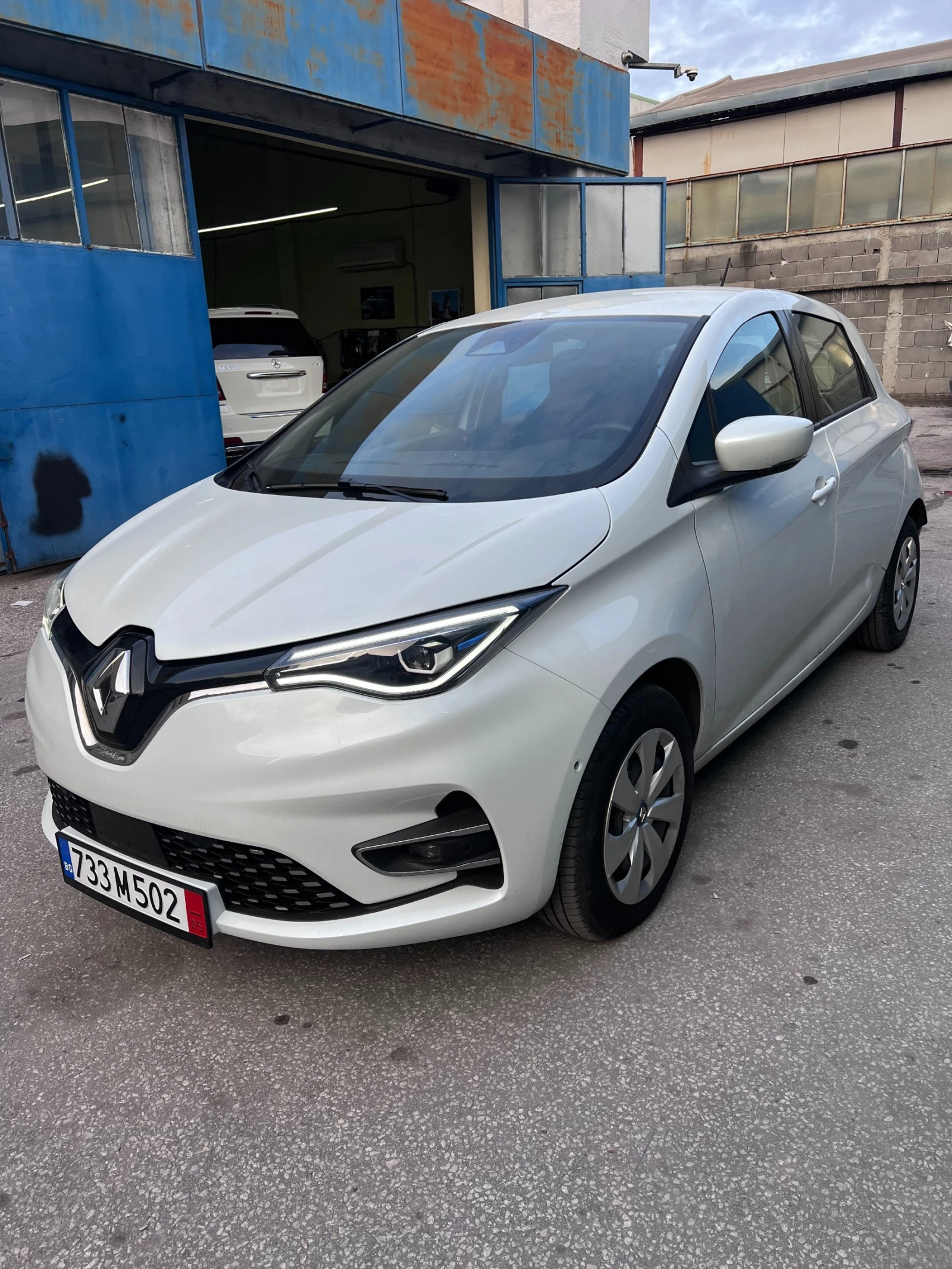 Renault Zoe  - изображение 3 | Auto.bg Renault Zoe  - изображение 3