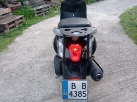 Piaggio Beverly 300 i | Auto.bg — изображение 6 Piaggio Beverly 300 i | Auto.bg — изображение 6
