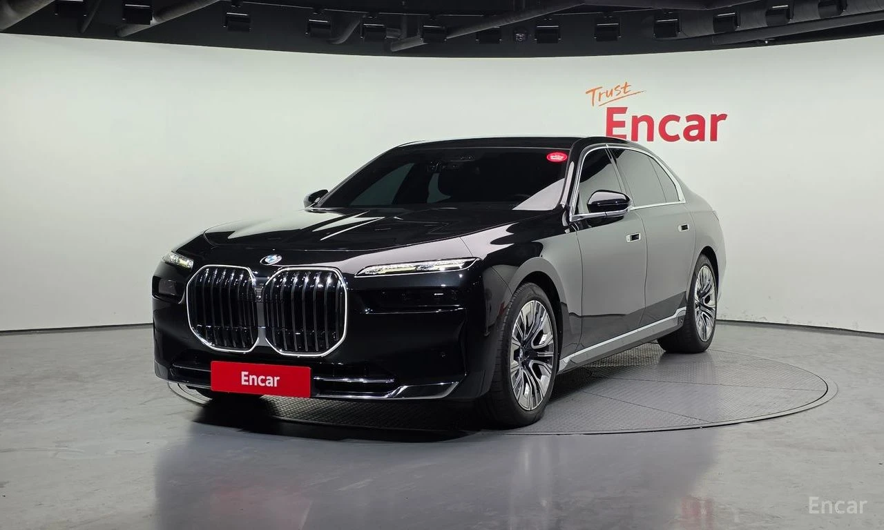 BMW 740 BOWER* WILKINS* ОБДУХВАНЕ* ДИСТРОНИК* ХЕДЪП* 360КА | Auto.bg — изображение 1 BMW 740 BOWER* WILKINS* ОБДУХВАНЕ* ДИСТРОНИК* ХЕДЪП* 360КА | Auto.bg — изображение 1