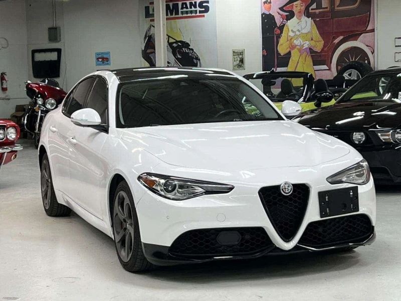 Alfa Romeo Giulia * 2.0 Turbo 16V Ti Sport AWD * 8ZF * CARFAX * - 14950 € - 57301404 1 | Car24.bg Alfa Romeo Giulia * 2.0 Turbo 16V Ti Sport AWD * 8ZF * CARFAX * - 14950 € - 57301404 1