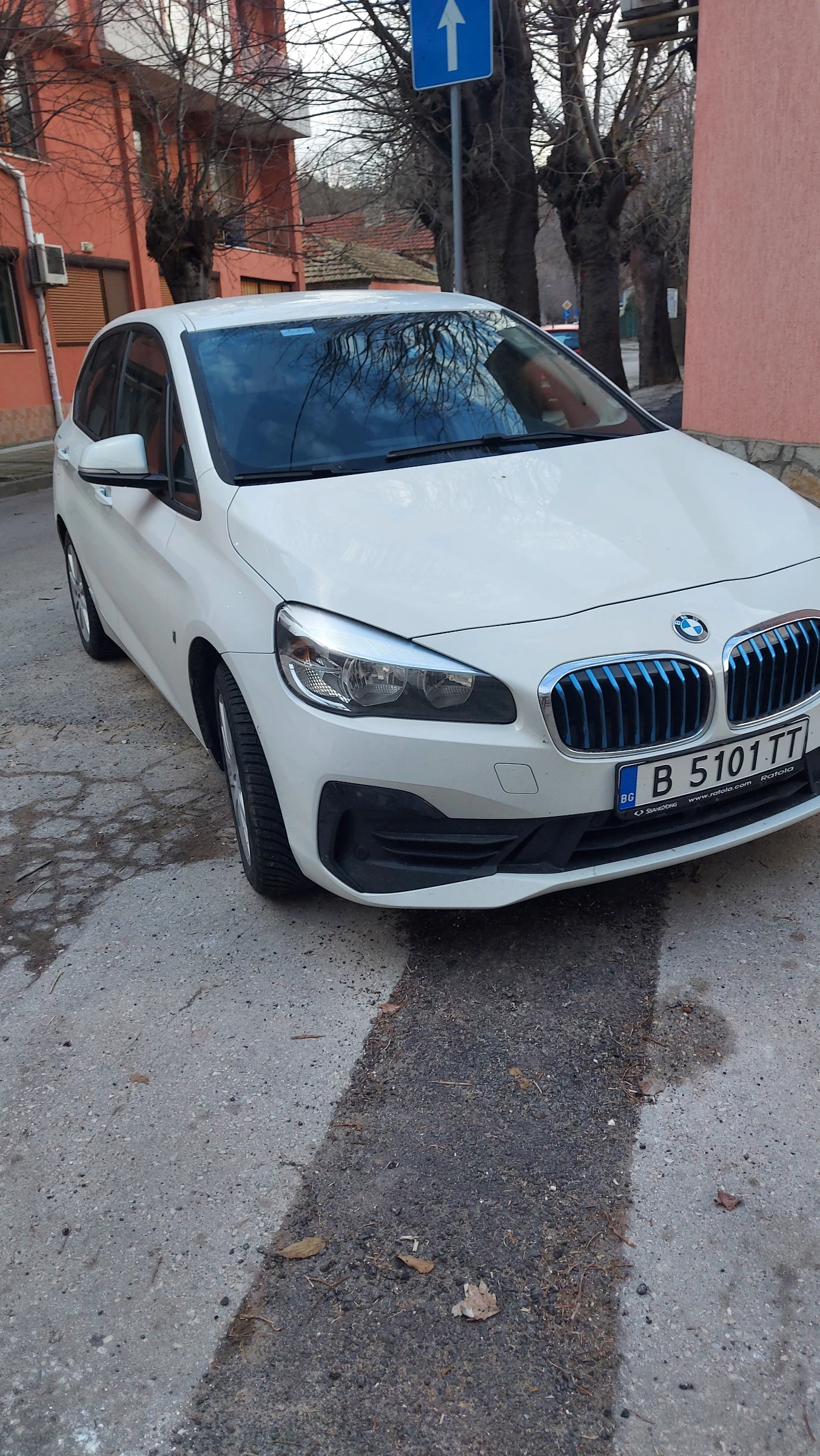 BMW 2 Active Tourer 225XI - изображение 8 | Auto.bg BMW 2 Active Tourer 225XI - изображение 8