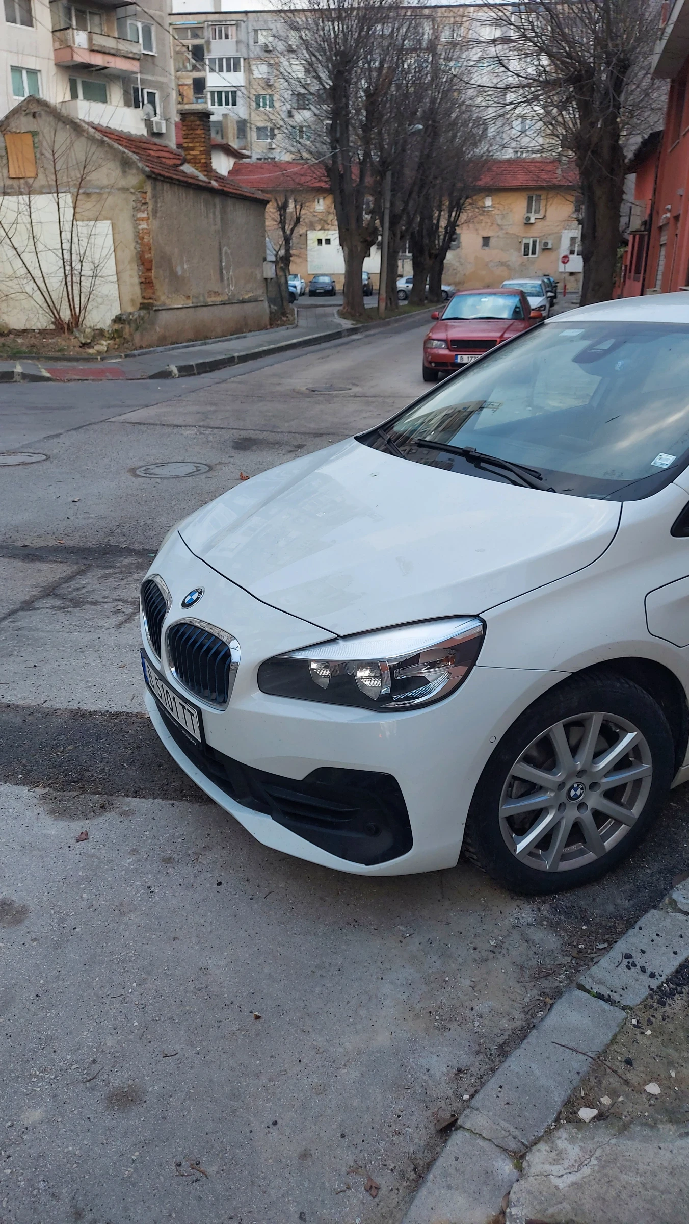 BMW 2 Active Tourer 225XI - изображение 2 | Auto.bg BMW 2 Active Tourer 225XI - изображение 2
