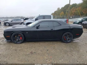 Dodge Challenger SRT HELLCAT 6.2L V8 SUPERCHARGER 707HP - 69700 лв. / 35637.04 € - 24852725 13 | Car24.bg Dodge Challenger SRT HELLCAT 6.2L V8 SUPERCHARGER 707HP - 69700 лв. / 35637.04 € - 24852725 13
