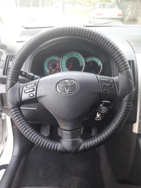Toyota Corolla verso 2.2 136 к.с. - 3800 € - 53874355 4 | Car24.bg Toyota Corolla verso 2.2 136 к.с. - 3800 € - 53874355 4
