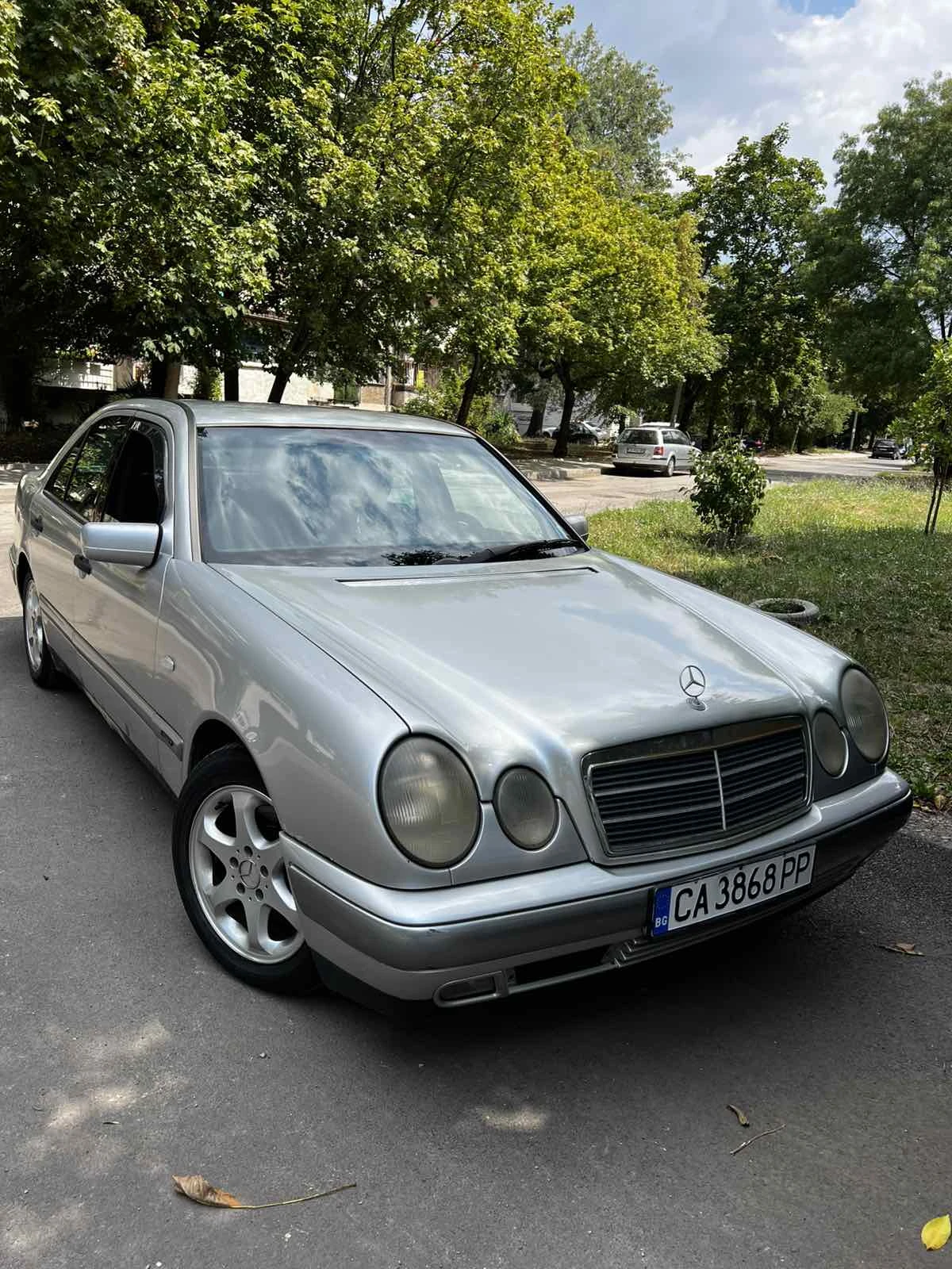 Mercedes-Benz E 200 2.0 Kompressor | Auto.bg — изображение 1 Mercedes-Benz E 200 2.0 Kompressor | Auto.bg — изображение 1