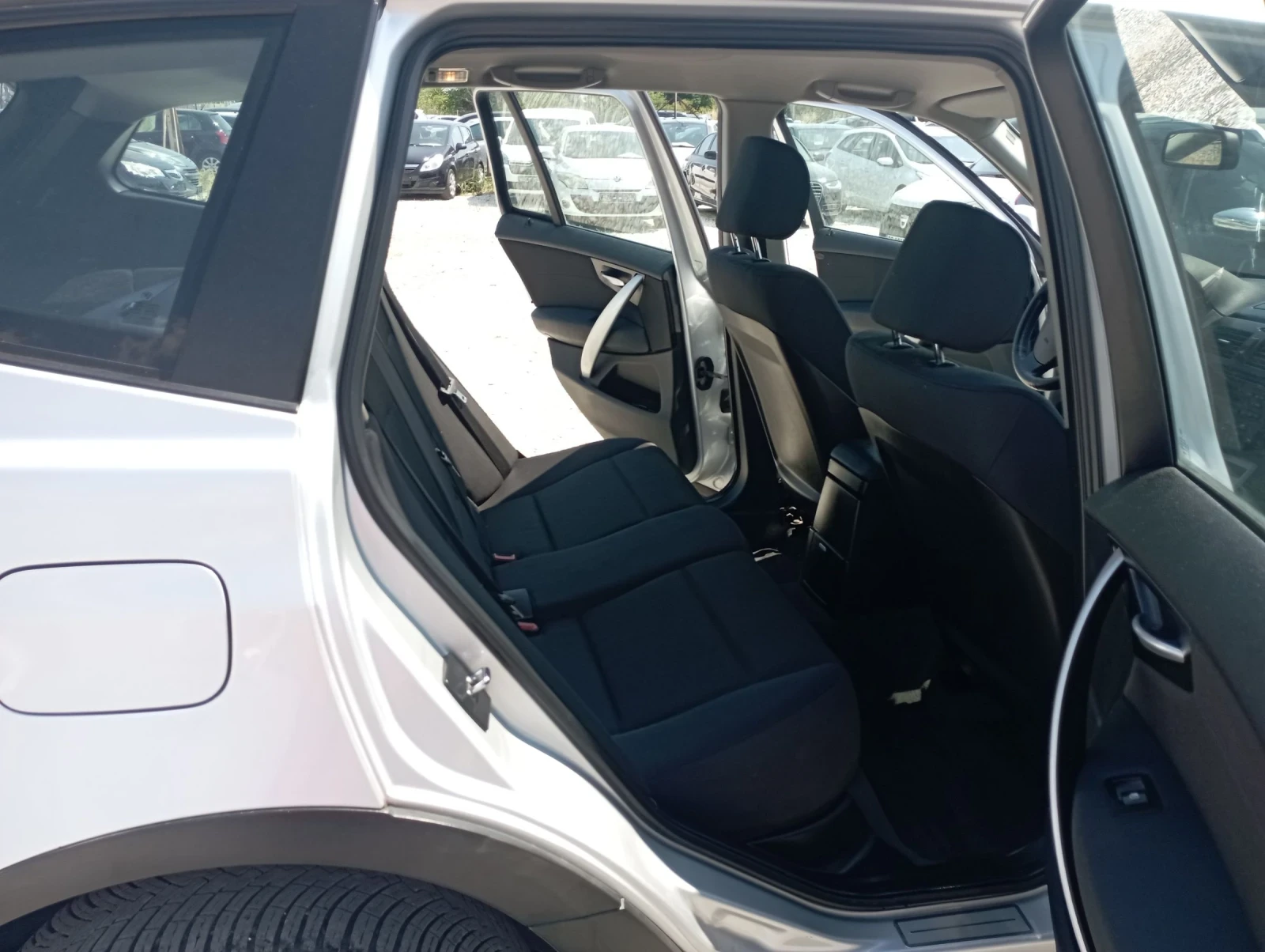 BMW X3 2.0TDI, 150кс, Италия - изображение 8 | Auto.bg BMW X3 2.0TDI, 150кс, Италия - изображение 8