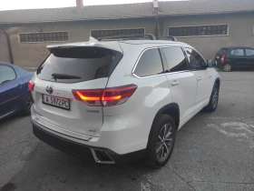 Toyota Highlander XLE 3.5 Хибрид 4х4 7+ 1 - 24400 € - 88314102 4 | Car24.bg Toyota Highlander XLE 3.5 Хибрид 4х4 7+ 1 - 24400 € - 88314102 4