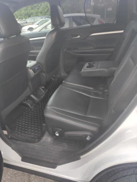 Toyota Highlander XLE 3.5 Хибрид 4х4 7+ 1 - 24400 € - 88314102 7 | Car24.bg Toyota Highlander XLE 3.5 Хибрид 4х4 7+ 1 - 24400 € - 88314102 7