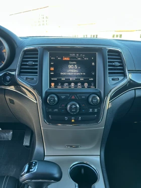 Jeep Grand cherokee Jeep Grand Cherokee Overland 3.6 ГАЗ - 18000 € / 35204.94 лв. - 59083253 3 | Car24.bg Jeep Grand cherokee Jeep Grand Cherokee Overland 3.6 ГАЗ - 18000 € / 35204.94 лв. - 59083253 3