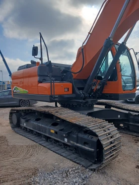 Багер Develon DX 205