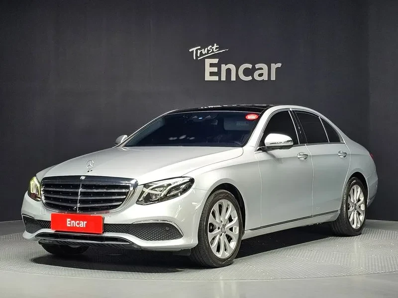 Mercedes-Benz E 300 4MATIC - САМО 30% АВАНС | Auto.bg — изображение 1 Mercedes-Benz E 300 4MATIC - САМО 30% АВАНС | Auto.bg — изображение 1