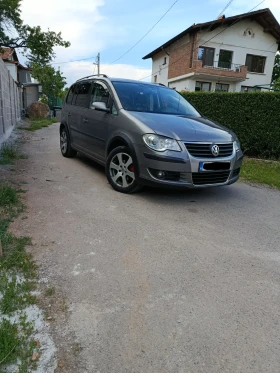 VW Touran 2.0 TDI BMM - 3450 € / 6747.61 лв. - 75753630 2 | Car24.bg VW Touran 2.0 TDI BMM - 3450 € / 6747.61 лв. - 75753630 2
