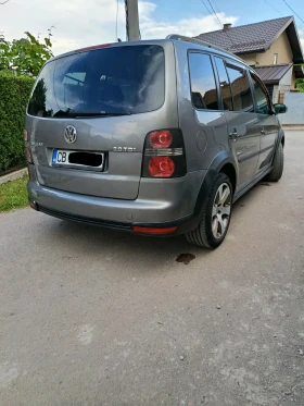 VW Touran 2.0 TDI BMM - 3450 € / 6747.61 лв. - 75753630 5 | Car24.bg VW Touran 2.0 TDI BMM - 3450 € / 6747.61 лв. - 75753630 5