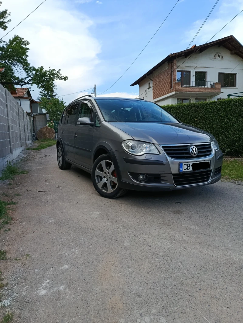 VW Touran 2.0 TDI BMM - 3450 € / 6747.61 лв. - 75753630 1 | Car24.bg VW Touran 2.0 TDI BMM - 3450 € / 6747.61 лв. - 75753630 1