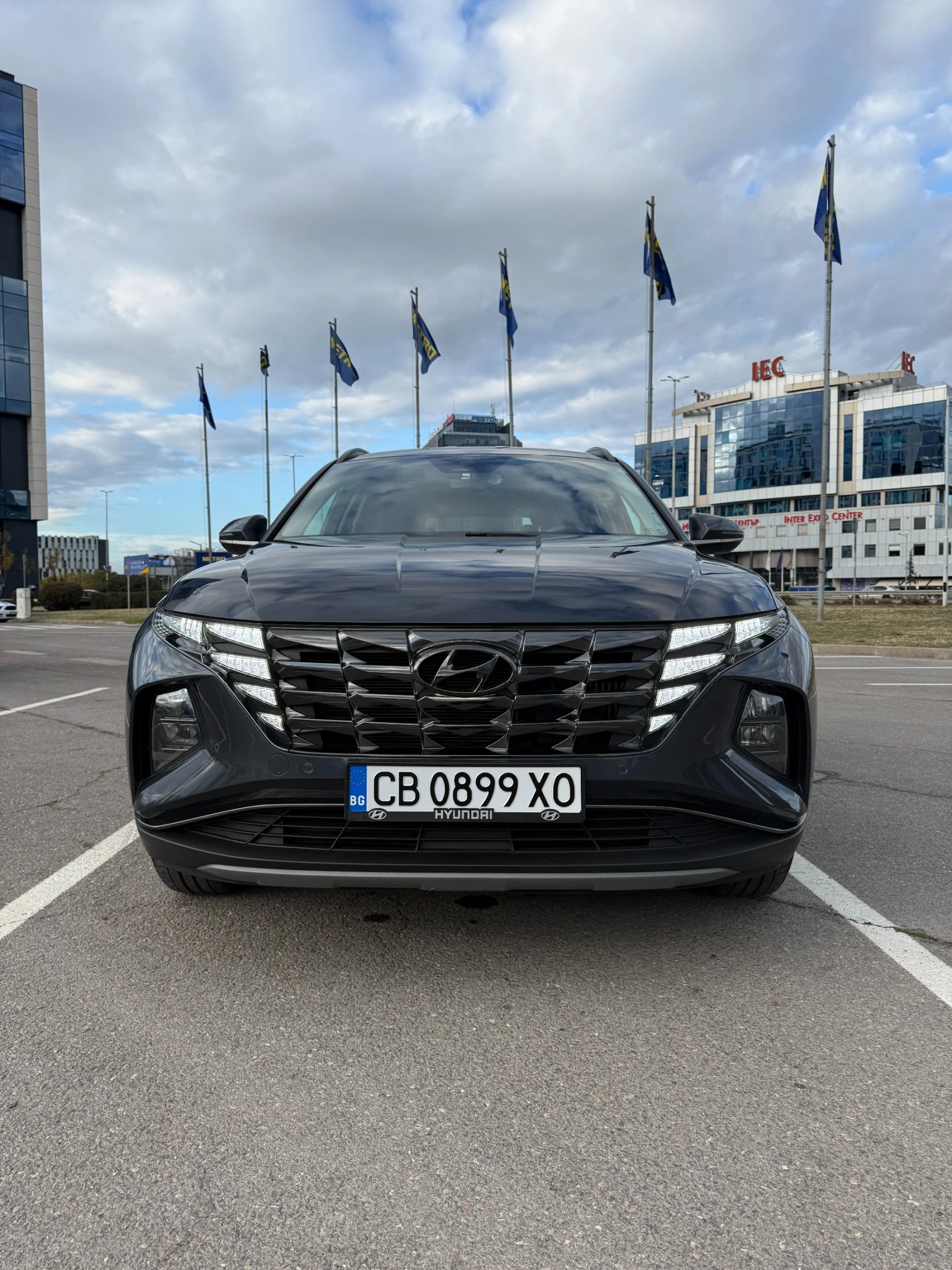 Hyundai Tucson Hybrid - 230 к.с., Digital Cockpit, Full LED - изображение 2 | Auto.bg Hyundai Tucson Hybrid - 230 к.с., Digital Cockpit, Full LED - изображение 2