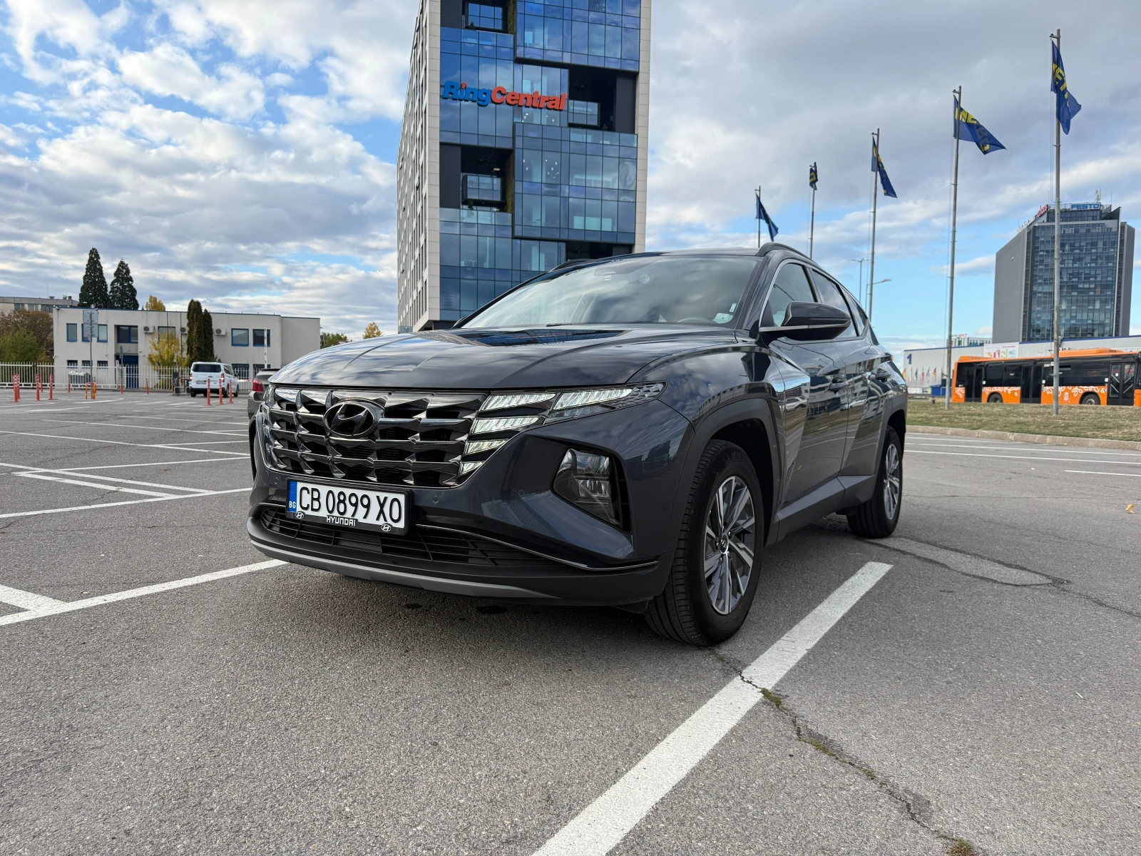 Hyundai Tucson Hybrid - 230 к.с., Digital Cockpit, Full LED - изображение 9 | Auto.bg Hyundai Tucson Hybrid - 230 к.с., Digital Cockpit, Full LED - изображение 9