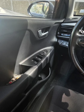 Kia Rio 1.4 MPI 100 hp - 12570 € - 98606963 10 | Car24.bg Kia Rio 1.4 MPI 100 hp - 12570 € - 98606963 10