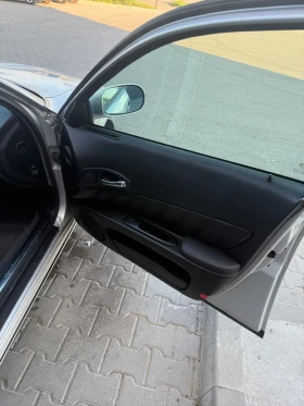 Alfa Romeo 166 Без прехвърляне - 999 € - 11082260 6 | Car24.bg Alfa Romeo 166 Без прехвърляне - 999 € - 11082260 6